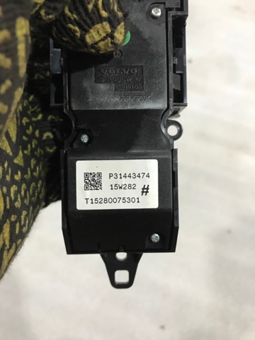 31443829 VOLVO Блок кнопок центральной консоли купить в Ирпень