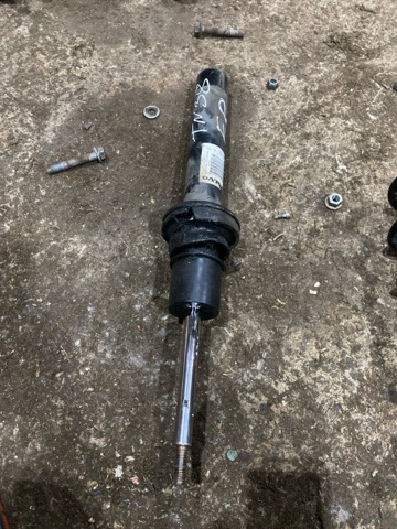 Стойка амортизатора передняя 31451830 VOLVO