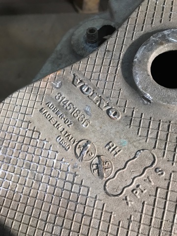 31451943 VOLVO Рычаг задней подвески нижний правый купить в Винница
