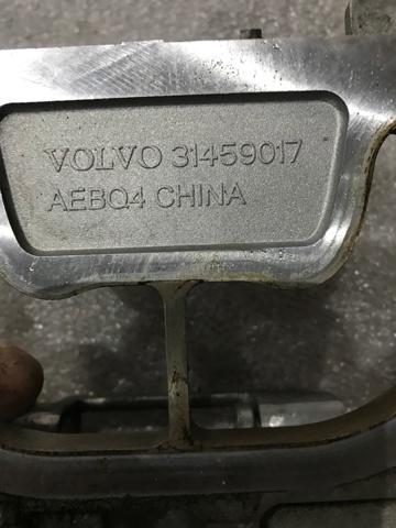 31459809 Кронштейн компрессора наддува двигателя купить Ужгород