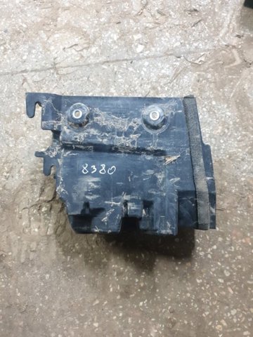 31479621 VOLVO Подставка аккумулятора купить в Чернигов