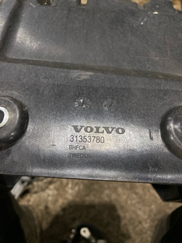 31479621 VOLVO Крепление (подставка) аккумулятора (АКБ) купить в Житомир