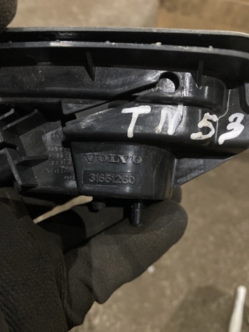VOLVO 31651260 Ручка открывания капота в наличии Житомир