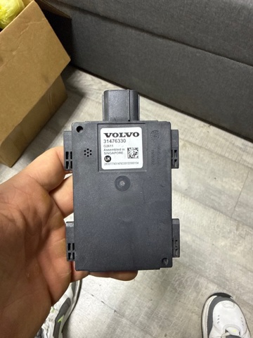 31665692 VOLVO Датчик контроля мертвой зоны задний купить в Украина