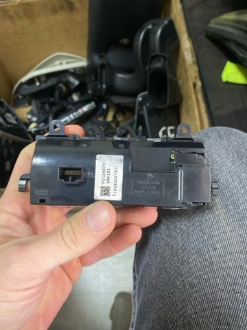 VOLVO 31674023 Блок управления кондиционером в наличии Киев