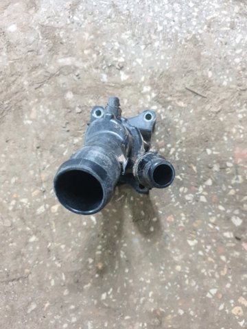 VOLVO 31686560 Корпус термостата в наличии Запорожье