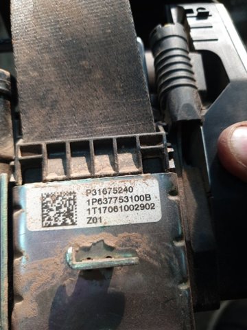 VOLVO 32131151 Ремень безопасности передний правый в наличии Львов