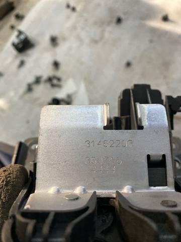 32149889 VOLVO Замок багажника купить в Днепр