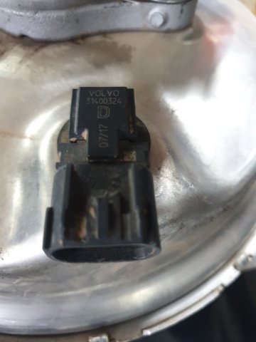 VOLVO 32214511 Датчик давления тормозной жидкости в наличии Ровно
