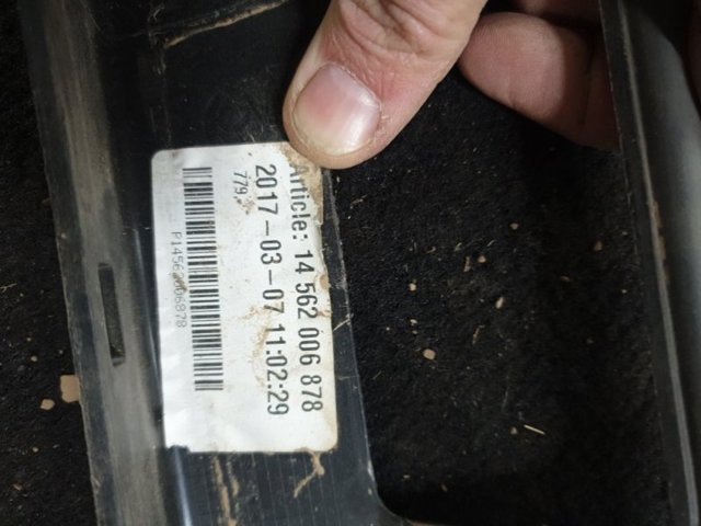 32239215 VOLVO Накладка бампера заднего верхняя защитная (ступень-подножка) купить в Павлоград