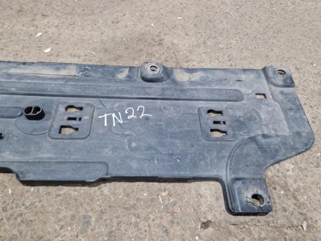 32260495 VOLVO Защита днища правая купить в Ирпень