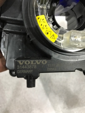VOLVO 32266884 Подрулевой переключатель в наличии Одесса