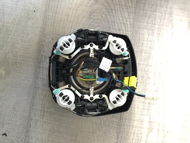 32306871095 BMW Подушка безопасности (AIRBAG) водительская купить в Днепр