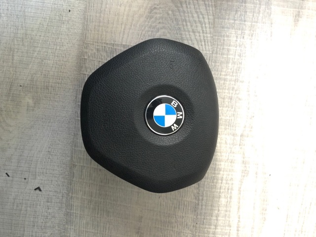 Подушка AIRBAG водительская 32306871095 BMW