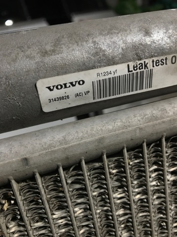 32339857 VOLVO Радиатор кондиционера купить в Житомир