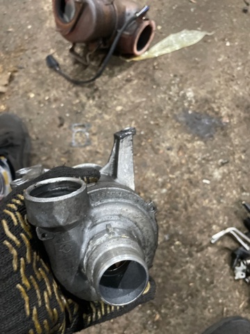32441265 VOLVO Помпа купить в Запорожье