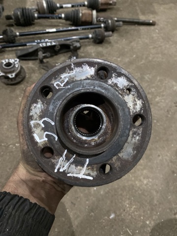 Колеса и ступицы 32451846 VOLVO