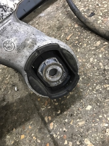 BMW 33316799103 Балка задней подвески (подрамник) в наличии Ирпень