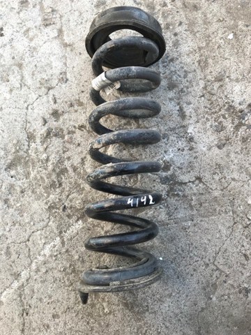Пружина задняя 33536851930 BMW