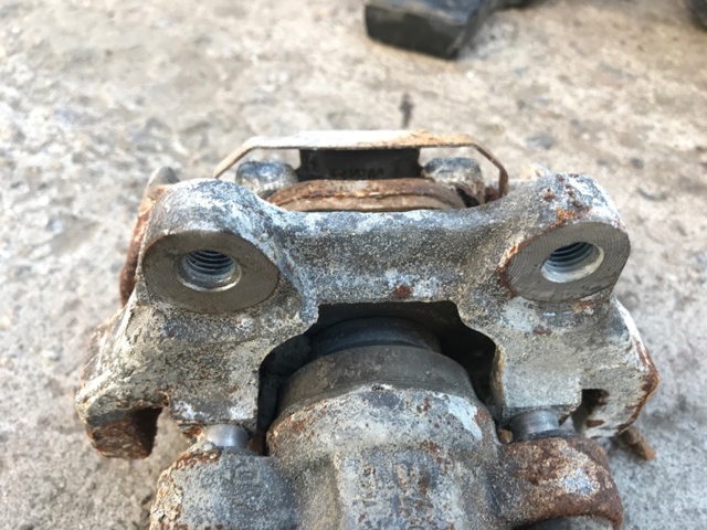 Держатель суппорта переднего 34216865641 BMW