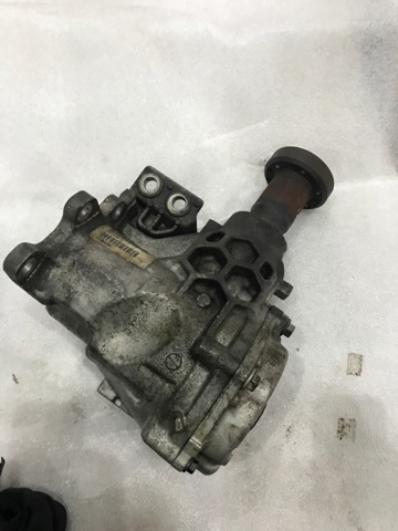 VOLVO 36010507 Редуктор передний в наличии Ужгород