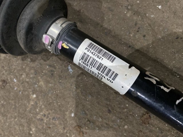 VOLVO 36012827 Правая полуось в наличии Сумы