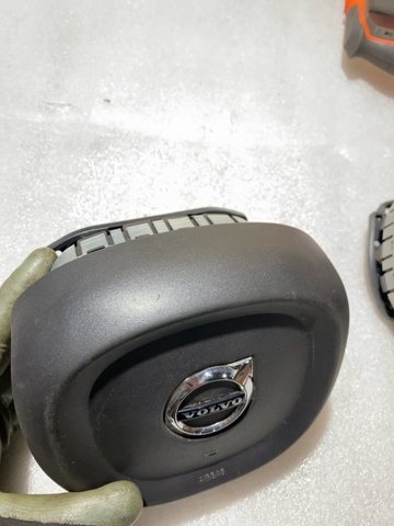 39825805 Подушка безопасности (AIRBAG) водительская купить Черновцы