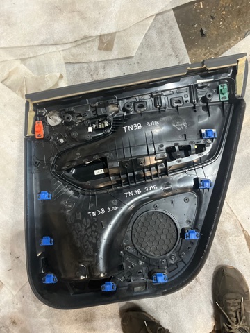 39828151 VOLVO купить в Львов
