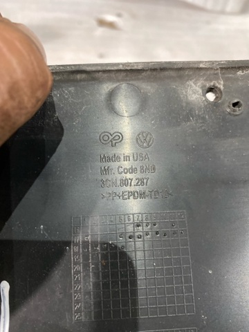 3CN8072879B9 VAG купить в Киев