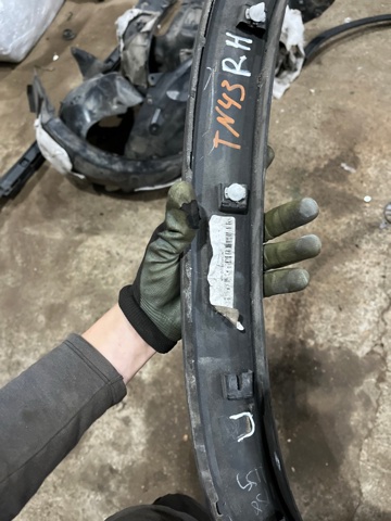 VAG 3CN853818B9B9 Расширитель (накладка) арки заднего крыла правый в наличии Винница