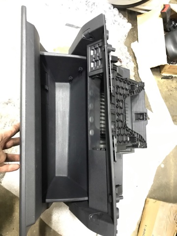 VAG 3CN857114A82V Ящик перчаточный (бардачок) в наличии Львов