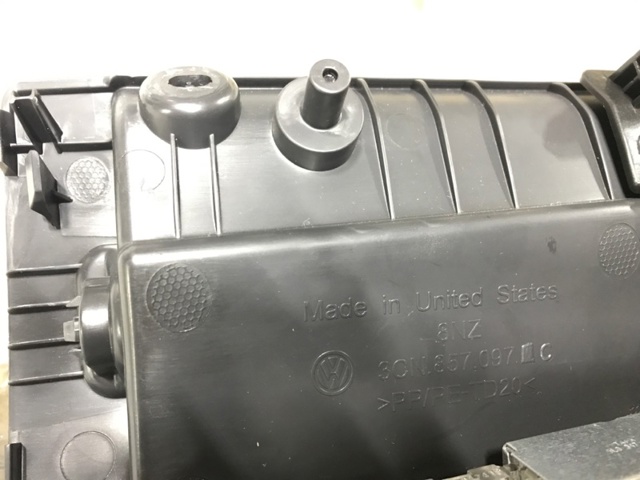 VAG 3CN857114A82V Ящик перчаточный (бардачок) в наличии Павлоград