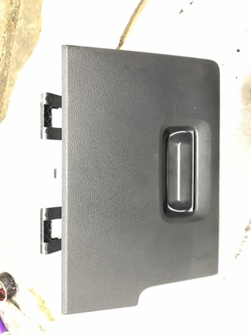 Вещевой ящик 3CN857921A82V VAG