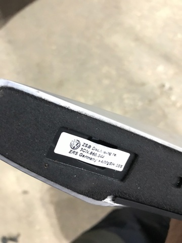 VAG 3CN860044BZAQ Рейлинг крыши правый в наличии Чернигов
