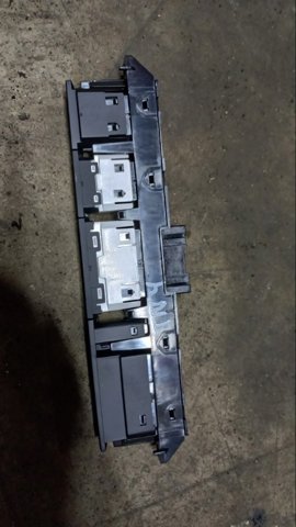 3CN927132AWHS Блок кнопок центральной консоли купить Винница