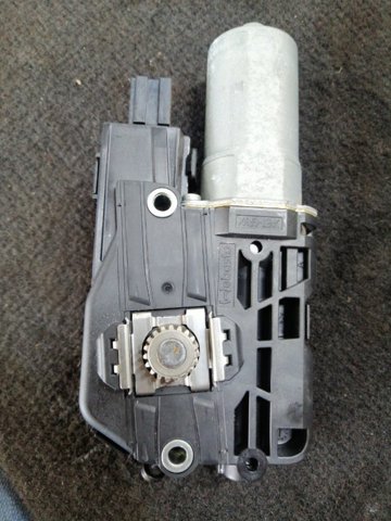 3G5877795 VAG Мотор привода люка купить в Черновцы