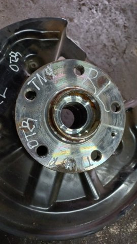 Ступицы задних колес 3QF598625 VAG