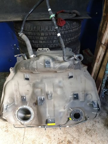 Бак топливный 42012AL00A SUBARU