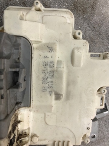 Замок двери задней правой 4G0839016A VAG