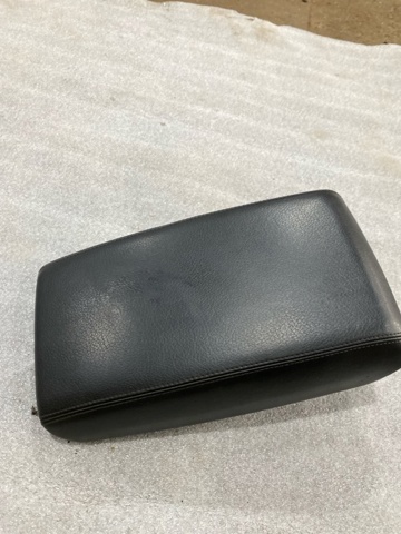 4G0864248C38M Подлокотник центральной консоли купить Хмельницкий