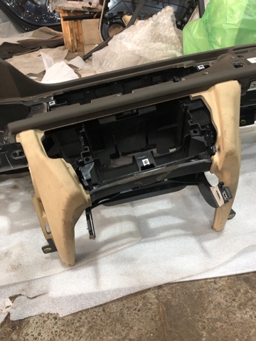 4G1857001EJ3 VAG Торпедо купить в Чернигов