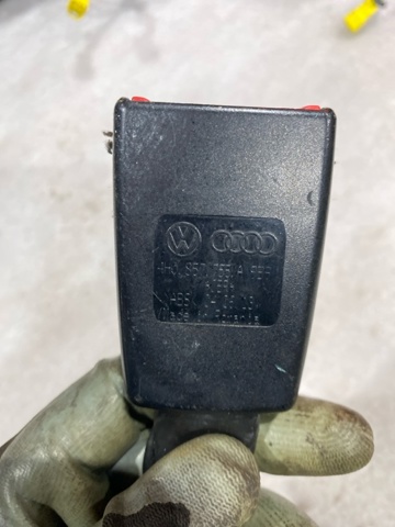VAG 4H0857755A9B9 в наличии Сумы