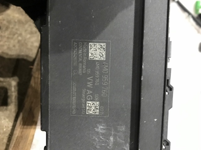 VAG 4M0959760 в наличии Хмельницкий