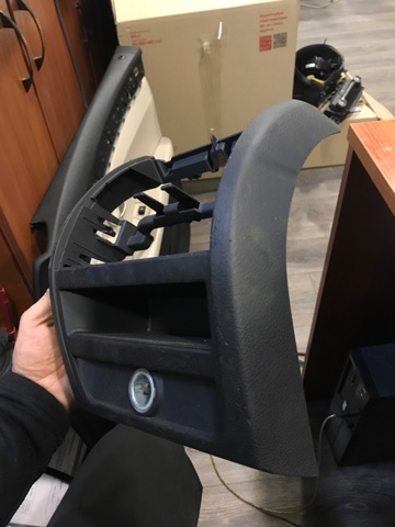 BMW 51169206781 Накладка декоративная центральной консоли в наличии Сумы