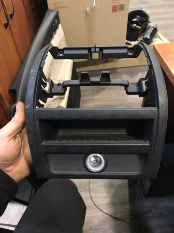 Накладка декоративная центральной консоли 51169206781 BMW