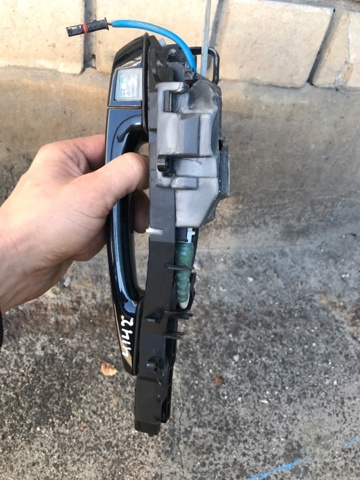 BMW 51217242567 Держатель наружной ручки двери передней левой в наличии Тернополь