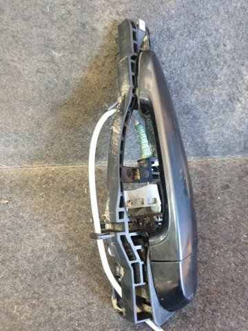 BMW 51217242568 Держатель наружной ручки двери передней правой в наличии Львов