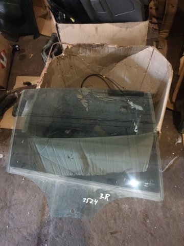 51357182118 Стекло двери задней правой купить Черновцы