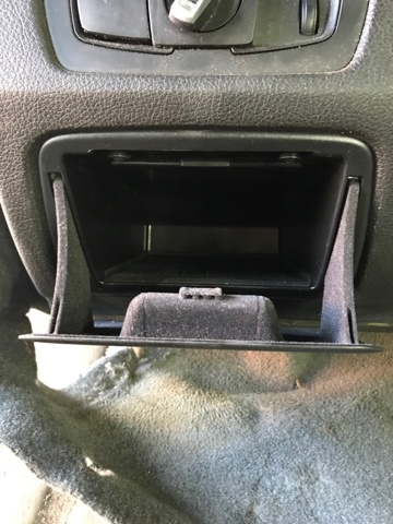 Ящик для перчаток 51459240633 BMW