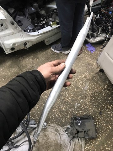 51717180315 BMW Распорка передних стоек подвески левая купить в Хмельницкий